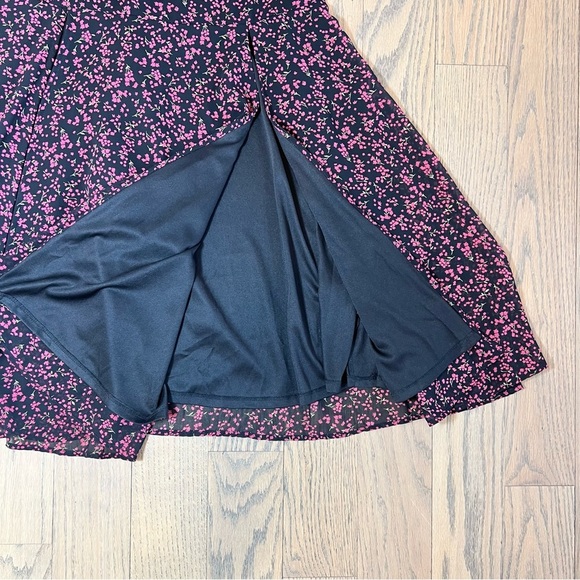 Common Collection Floral Forest Berry Maxi Dress with Flutter Detail Size Small - Picture 8 of 16